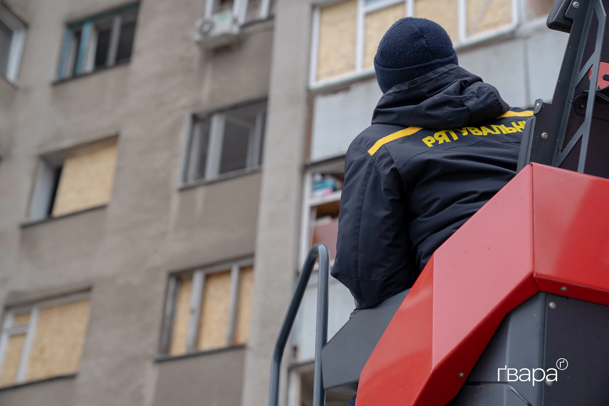 Наслідки обстрілу у Шевченківському районі Харкова